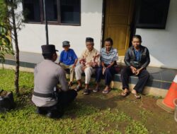 Ops Mantap Brata, Polsek Sukadana Patroli Dialogis ke Warga di Pasar Dongkal Sambut Ramadan