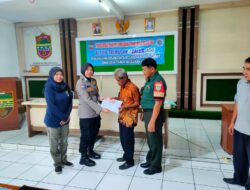 Polsek Ciamis Terjunkan Personel Amankan Penyaluran BLT DD di Desa Saguling