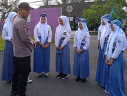 Polsek Rancah Datang ke Sekolah Binluh ke Siswa Stop Bulying di SMKN 1 Rancah