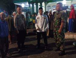 Polsek Ciamis Kawal Keberangkatan 10 Jamaah Haji ke Gedung Dakwah Ciamis
