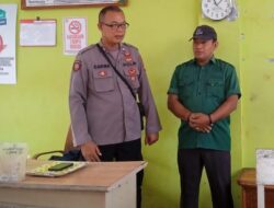 Polsek Rancah Korkom Kamtibmas Dengan Anggota Scurity Purwa Sehat Desa Cisontrol