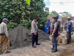 Perkuat Sinergitas, Polsek Cijeungjing Patroli Dialogis di Desa Karanganyar