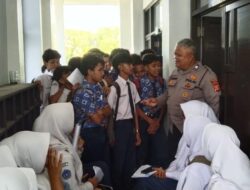 Polsek Kawali Datang ke Sekolah Binluh ke Siswa Stop Bulying di SPMN 1 Kawali