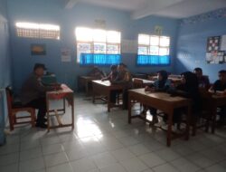 Humanis, Polsek Cisaga Datang ke Sekolah Beri Penyuluhan Bahaya Judi Online