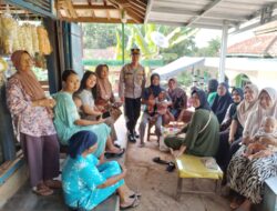 Perkuat Sinergitas, Polsek Ciamis Datang dan Beri Imbauan Kamtibmas ke Ibu-Ibu Desa Petirhilir