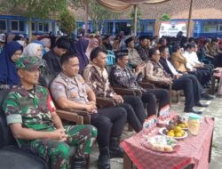 Edukasi Antisipasi Kenakalan Remaja Polsek Panjalu Hadiri Pelepasan Siswa SMPN 1 Sukamantri