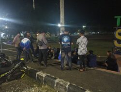 Berikan Rasa Aman, Polsek Kawali Polres Ciamis Intensifkan Patroli Dialogis di Malam Hari
