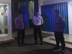 Berikan Rasa Aman, Polsek Kawali Polres Ciamis Intensifkan Patroli Dialogis di Malam Hari
