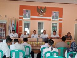 Polsek Sukadana Polres Ciamis Terjunkan Personel di Acara Rapat Minggon Desa Ciparigi