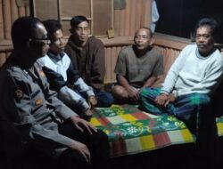 Personel Polsek Rancah Datangi Pos Ronda Singasari Ciamis Beri Imbauan Kamtibmas