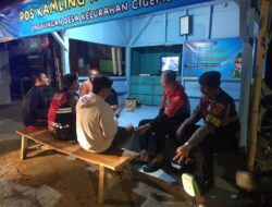 Perkuat Sinergitas, Satuan Samapta Polres Ciamis Beri Binluh ke Warga Saat Ngeronda Malam