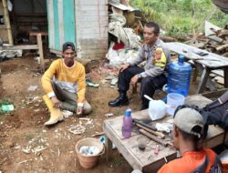 Humanis, Polsek Cipaku Polres Ciamis Koorkom Kamtibmas Hadapi Pilkada Serentak ke Warga Babakan