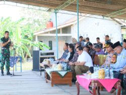 Kapolres Ciamis Ikuti Panen Raya Padi Kodim 0613/Ciamis di Lakbok