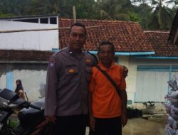 Datang ke Pemukiman, Anggota Polsek Ciamis Koorkom Kamtibmas ke Warga Jelang Pilkada Serentak