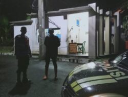 Berikan Rasa Aman, Personel Polsek Kawali Polres Ciamis Patroli Dialogis di Malam Hari