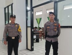 Berikan Rasa Nyaman, Polres Ciamis Siagakan Personel PAM di Kegiatan Kebaktian GKI Ciamis