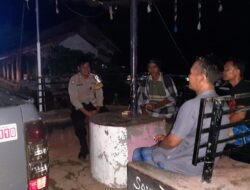 Humanis, Polsek Cipaku Polres Ciamis Patroli Dialogis ke Pemukiman Warga Saat Malam Hari