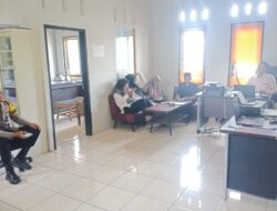Polsek Cikoneng Polres Ciamis Terjunkan Personel di Acara Rapat Minggon Desa Kujang