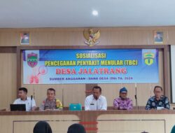 Polsek Cipaku Polres Ciamis Ikut Sosialisasi Penyakit Menular ke Masyarakat Desa Jalatrang