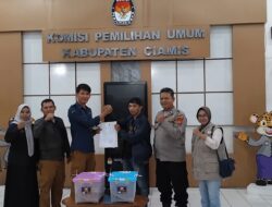 Polres Ciamis Pengamanan Pergeseran Logistik Pasca Pleno Tingkat PPK Sukadana ke KPU Ciamis
