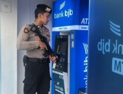 Cegah Tindak Kriminalitas, Anggota Polres Ciamis Bersiaga di BJB Kawali dan Siap Berikan Pelayanan ke Nasabah