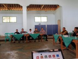 Soliditas TNI-Polri, Polsek Sukadana dan Koramil Rajadesa Cooling System ke Warga Bunter