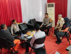 Kapolda Jabar Tinjau Pos Pam Terpadu Ops Lilin Lodaya 2024 di Alun-Alun Ciamis