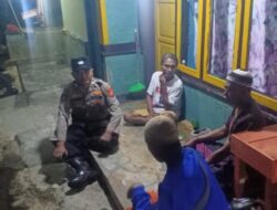 Ops Lilin 2024, Polsek Sukadana Patroli Dialogis Malam Berikan Kenyamanan Saat Malam Natal 2024