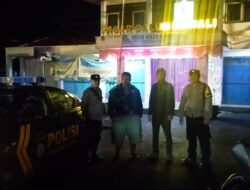 Berikan Rasa Nyaman, Polsek Kawali Polres Ciamis Patroli Dialogis di Siang Hari