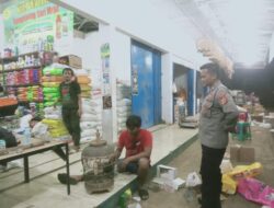 Berikan Rasa Aman, Personel Polsek Kawali Polres Ciamis Patroli Dialogis di Malam Hari