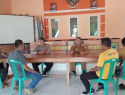 Polsek Sukadana Polres Ciamis Datangi Koorkom Kamtibmas Bersama Kepala Desa Ciparigi