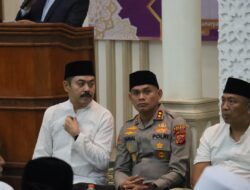 Kapolres Ciamis Hadiri Tarawih Keliling Tingkat Kabupaten Ciamis, Perkuat Silaturahmi dengan Masyarakat